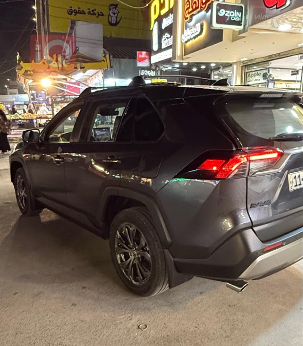 تويوتا راف 4